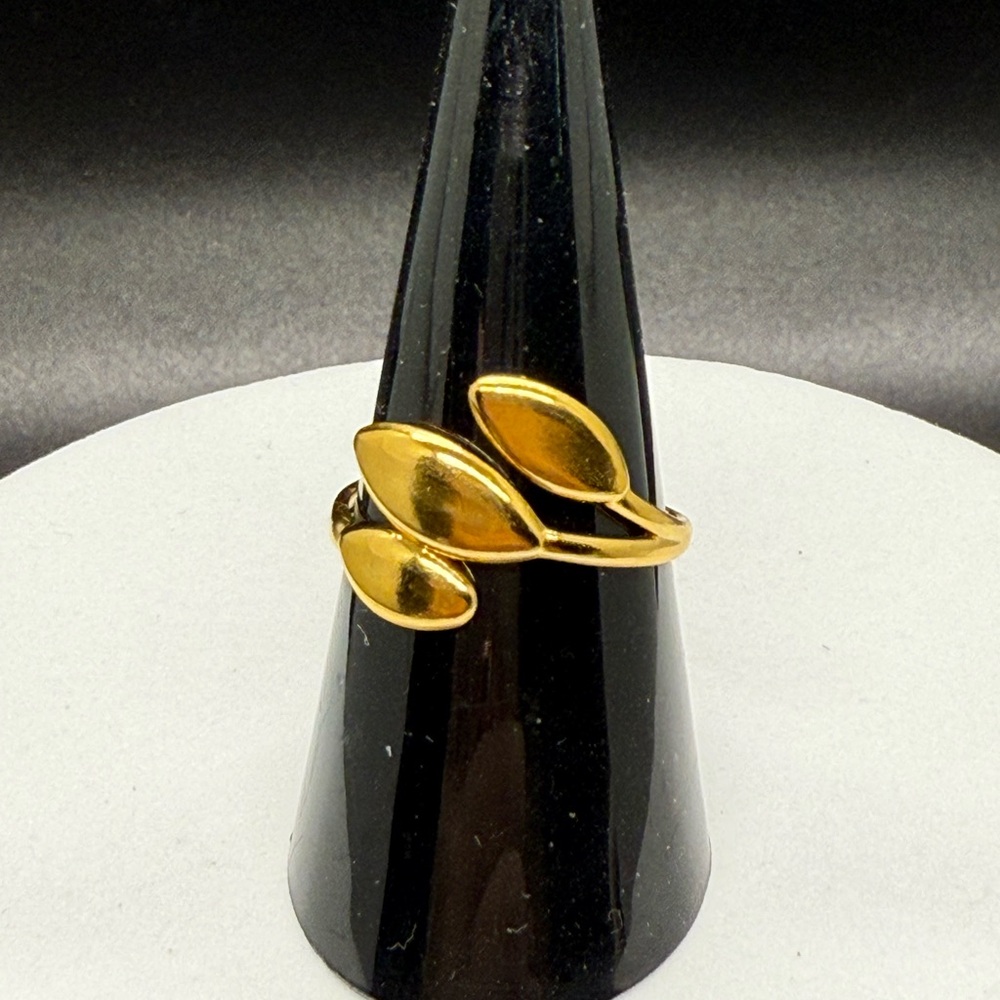 Elegant Gold Plated Leaf Ring